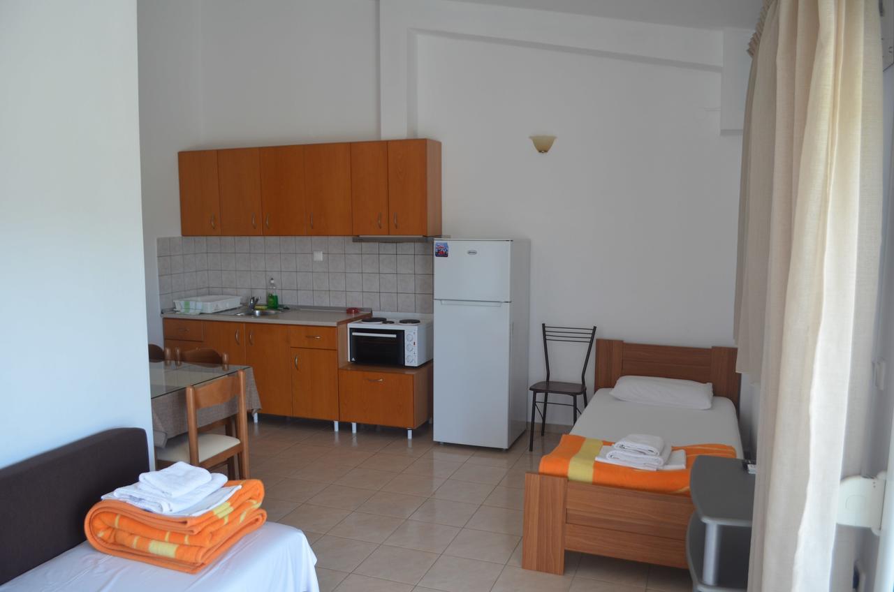 كيراموتي Irini Apartments المظهر الخارجي الصورة